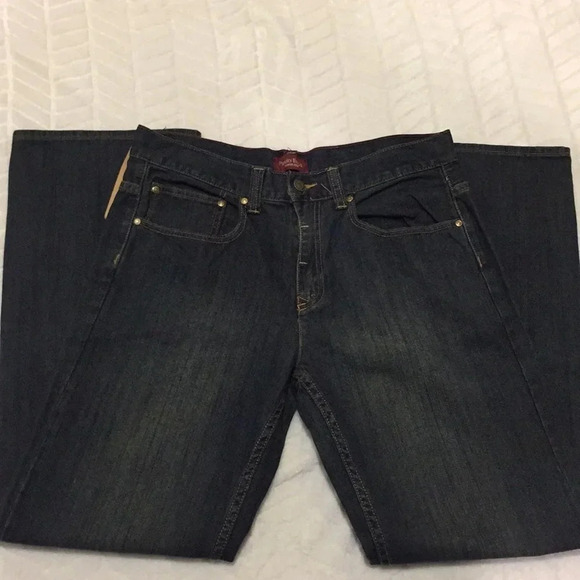 Perry Ellis Jeans - Picture 5 of 6